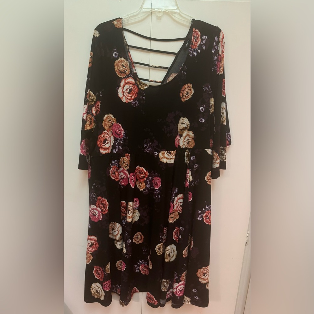 Torrid Black Fall Floral Midi Dress - Strappy Back - 3/4 Sleeve - 4X